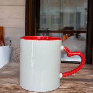 Caneca com pega de coração